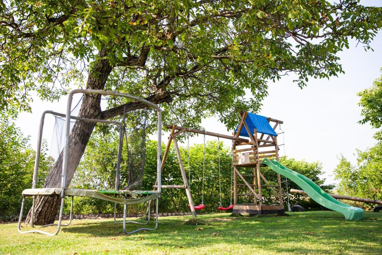 Agriturismo Ca' Vecia Villa Кастелнуово дел Гарда Екстериор снимка